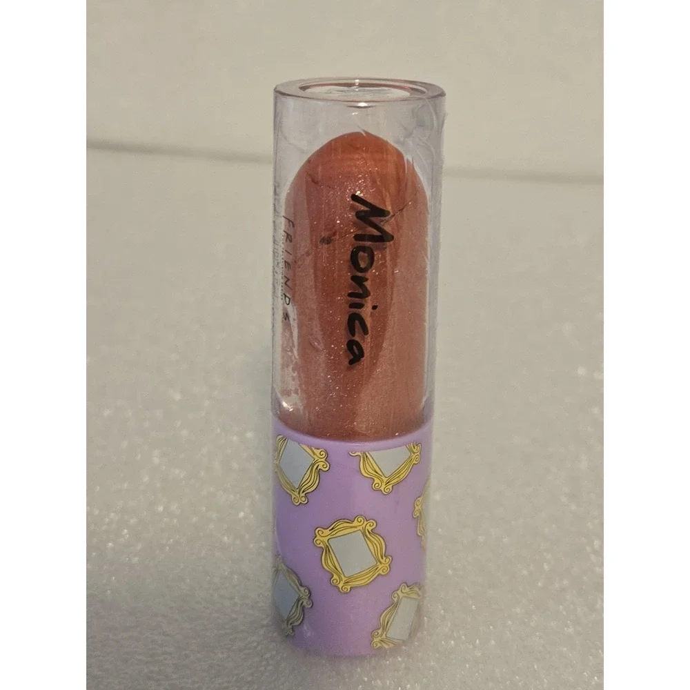 Revolution x Friends Monica Pout Bomb Lip Gloss 4.6ml – Hydrating Plumping Gloss